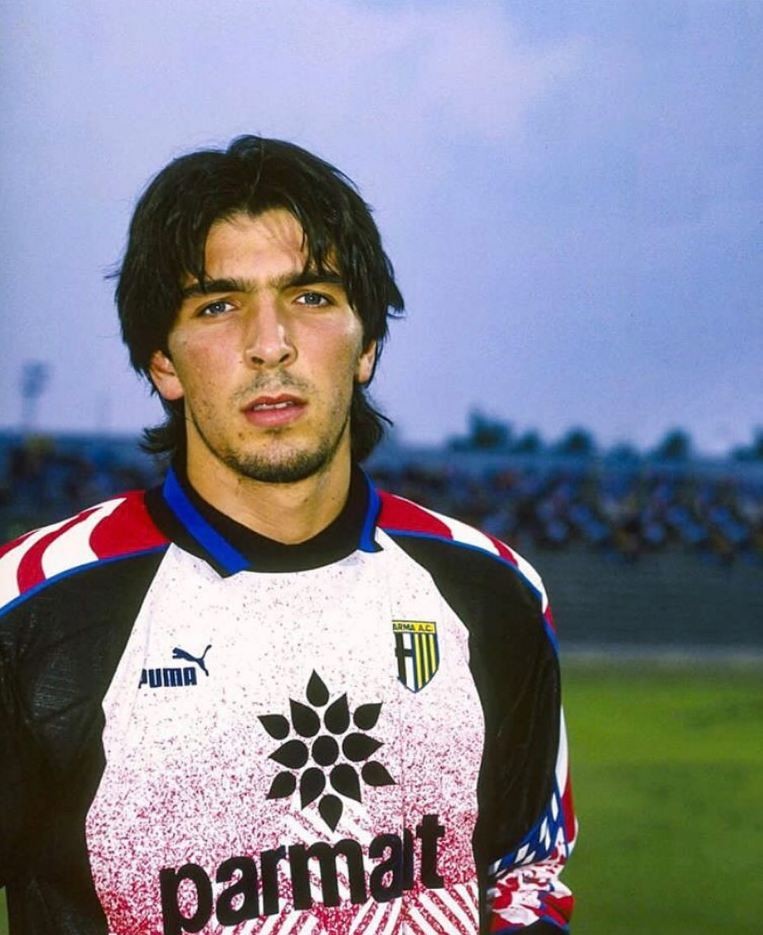 布冯最佳球员视频,最佳门将布冯卡西