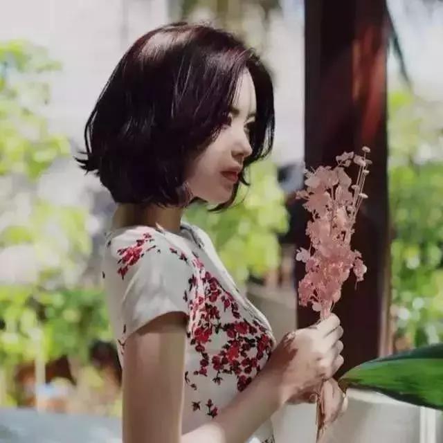 送女生什么样的首饰寓意好,送什么首饰比较有纪念意义