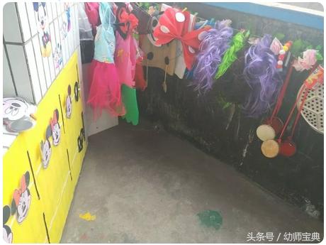 米奇英式风格环创,米奇城堡主题环创