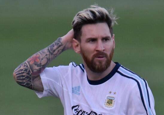 2019金球奖颁奖典礼梅西c罗,33岁以上c罗拿到过金球奖吗