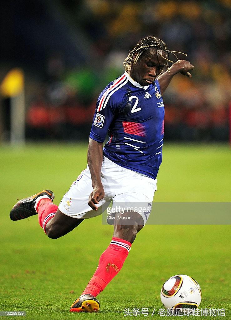 世界杯战靴盘点,南非世界杯复刻版足球鞋