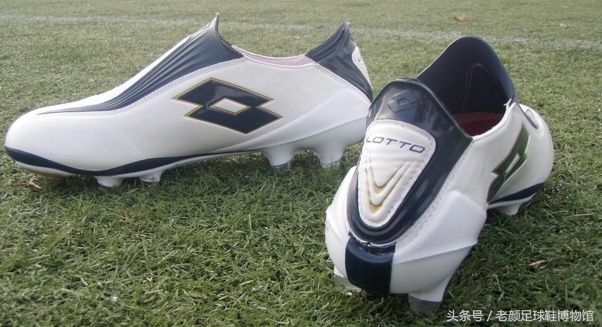 世界杯战靴盘点,南非世界杯复刻版足球鞋
