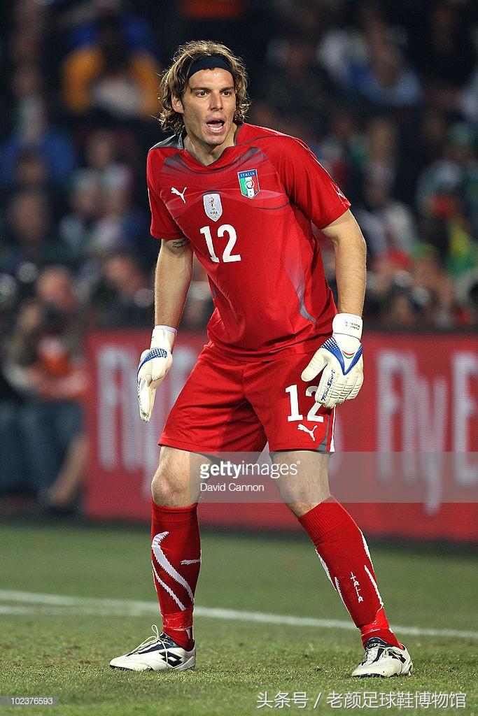 世界杯战靴盘点,南非世界杯复刻版足球鞋