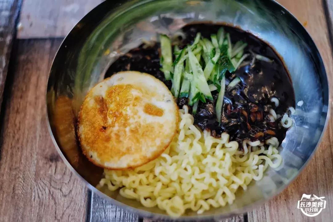 性价比高的韩国料理店装修,长沙雨花区韩国料理店推荐