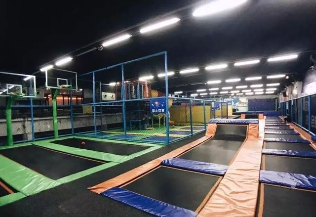 武汉蹦床主题乐园欢蹦乐跳,武汉十大蹦床游乐园排行榜