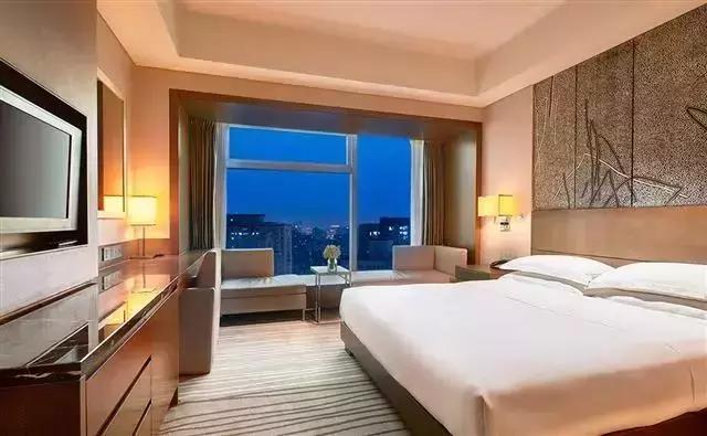 酒店智能化如何赋能酒店,酒店智能化值得投资吗