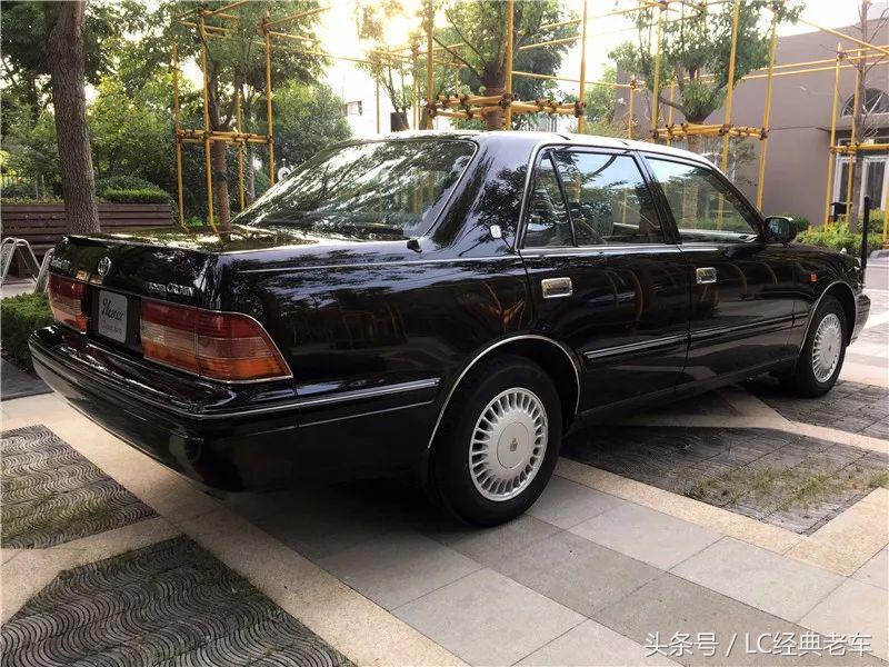 丰田皇冠j55,15款丰田皇冠优缺点