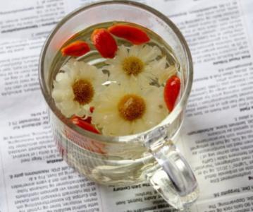 回眸一笑百媚生的眼神好迷人,回眸一笑百媚生迷人的眼睛