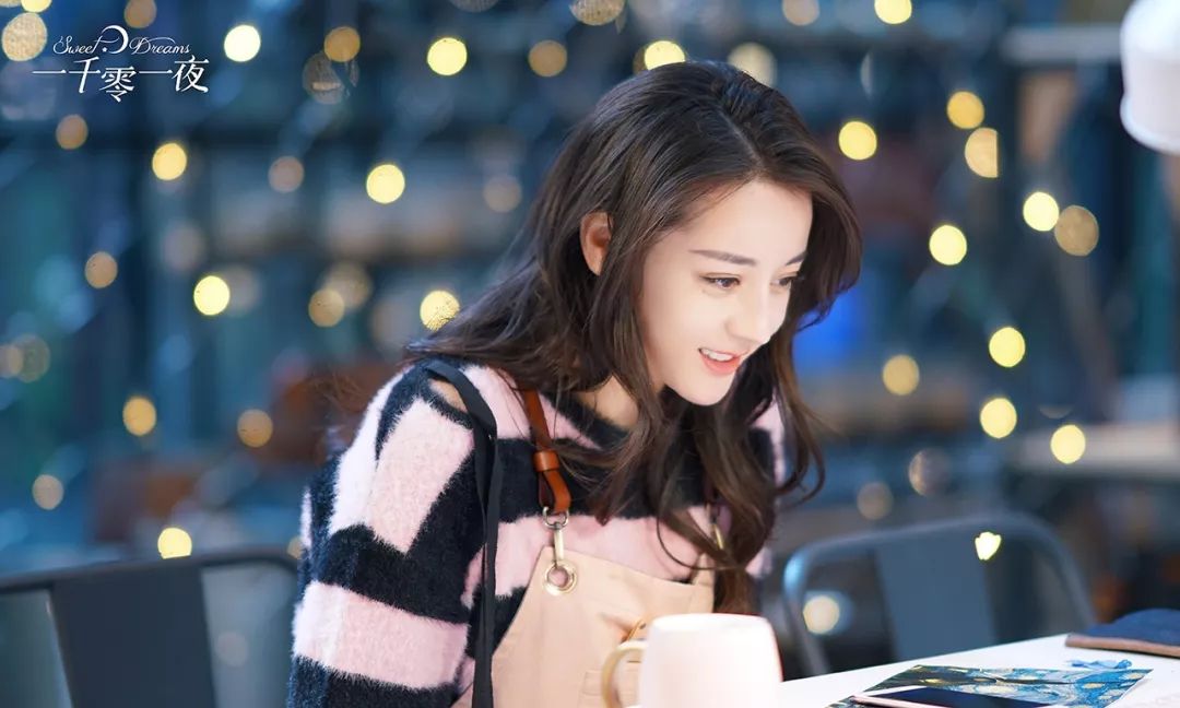 迪丽热巴以前穿礼服,迪丽热巴一共穿了多少礼服