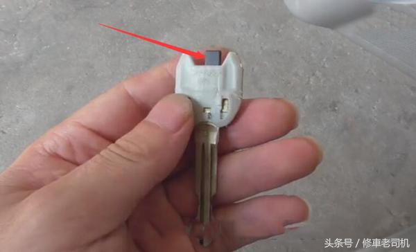 改装折叠汽车遥控钥匙经历,男士车钥匙个性改装