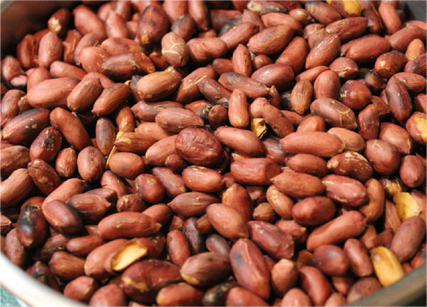 炒花生不脆是坏了吗,炒花生洗过的好还是不洗的好