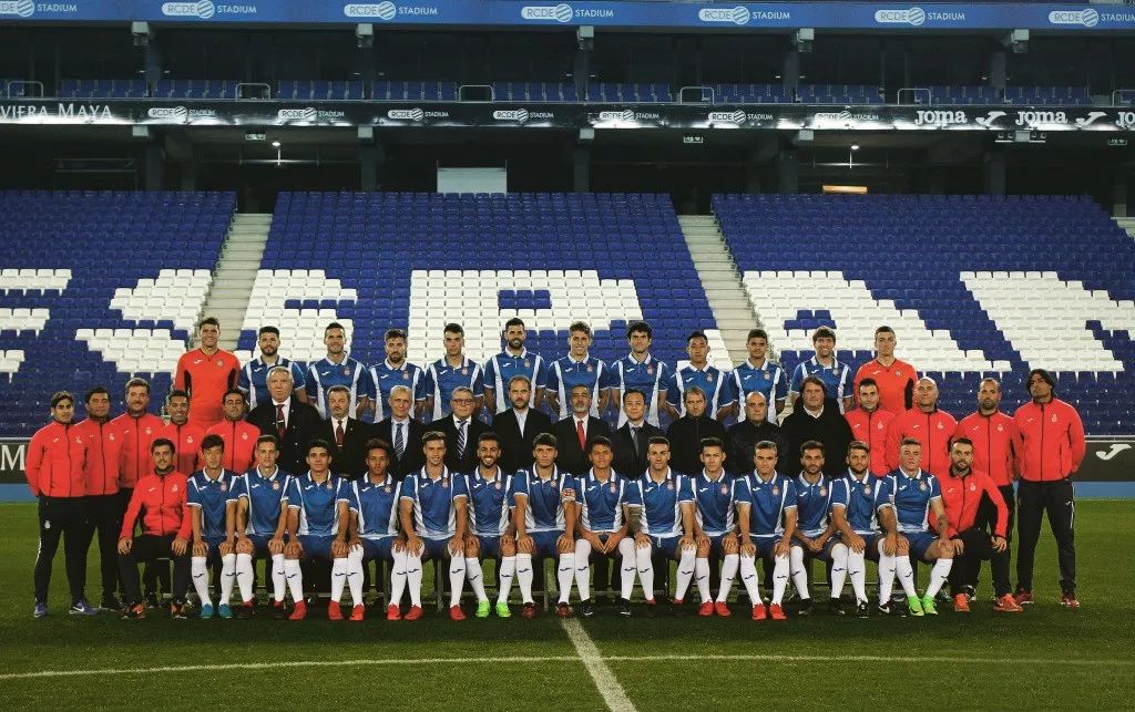 OK！签约西甲球队！西咸新区秦汉新城足球小将！真棒！