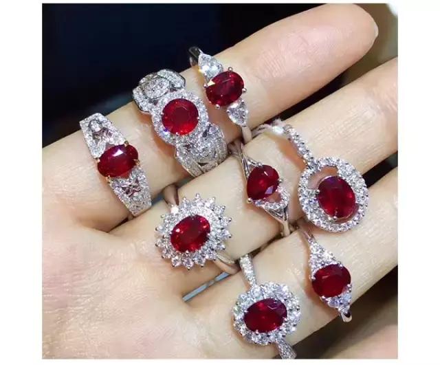 别光盯着宝石大不大！戒托选不对再好的戒指都白费