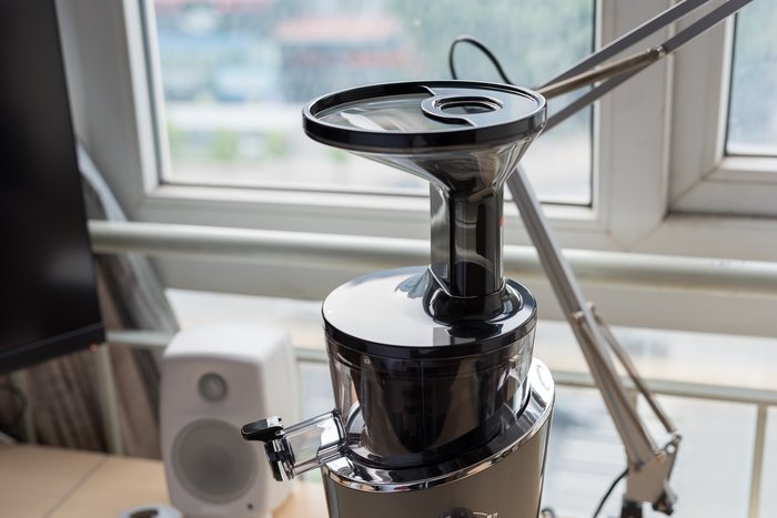 榨汁机惠人h100出汁率 (惠人第四代榨汁机使用方法)