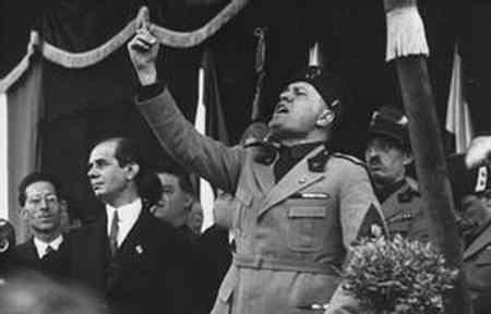 他是法西斯的创始人，德国希特勒视他为偶像，但他最怕一个人！