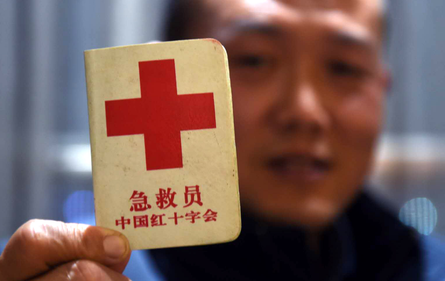 滴滴代驾司机最新事件,滴滴代驾深夜守护者