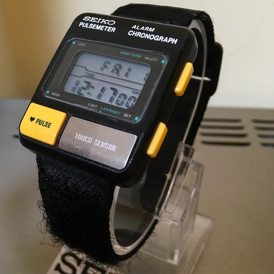 小学生电子手表没有戴是不是坏了,小学生戴什么电子表