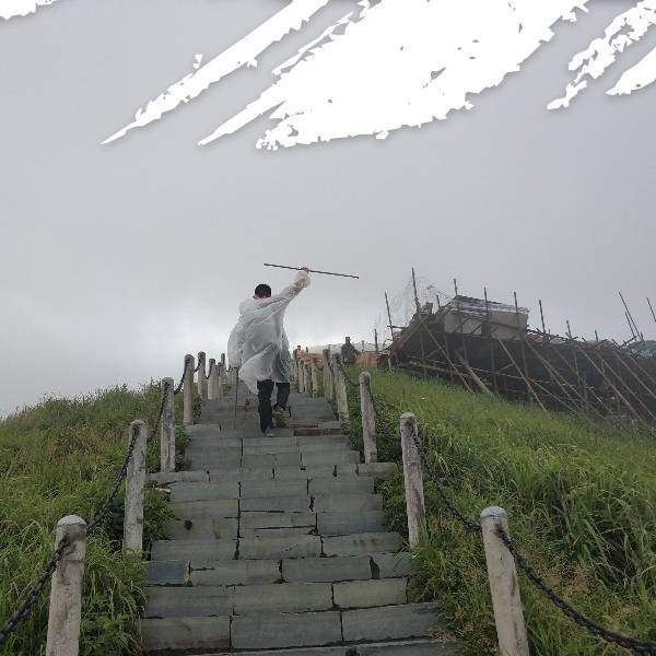 去武功山迪卡侬背包,迪卡侬mh500武功山