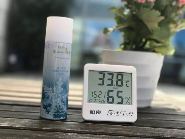 降温喷雾神器视频,网红迅速降温喷雾