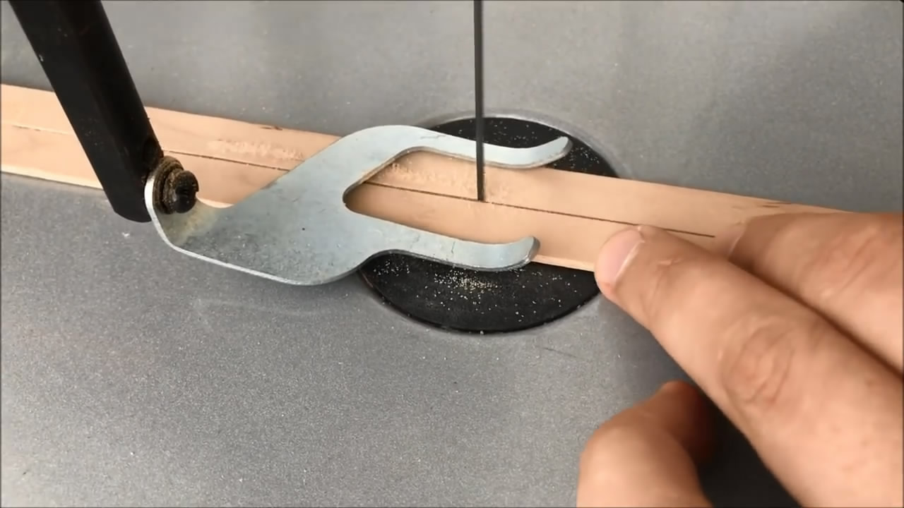 创意DIY，教你学会如何制作纸板坦克车玩具模型，关键是可遥控