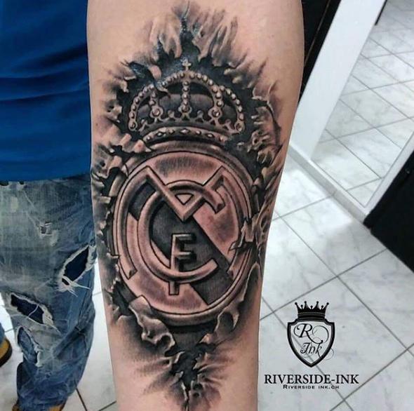 跟足球有关的纹身,关于足球纹身小图案