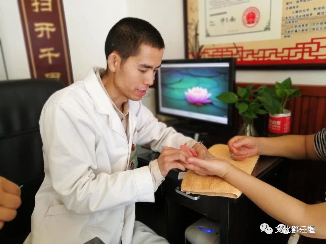 快来听课！李冰治水遇上中医点穴！