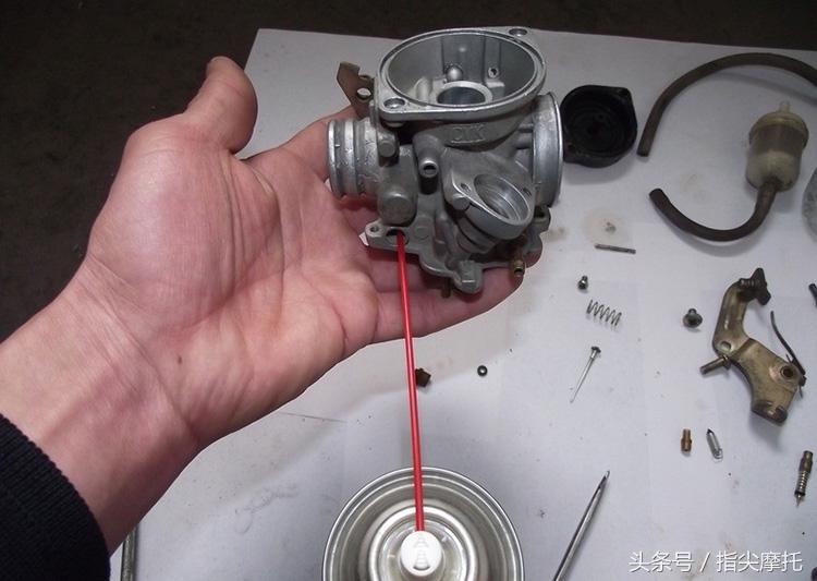 骑了6年的摩托车化油器要清洗吗,cg125摩托车化油器清洗方法