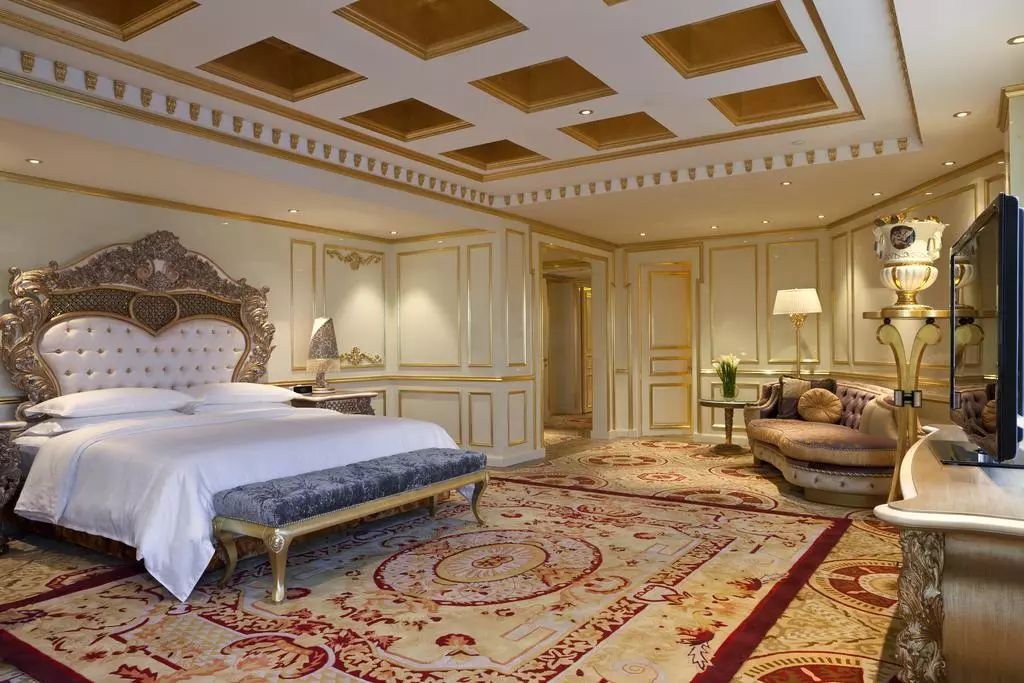 西虹市首富里的酒店是什么酒店,西虹市首富五星级酒店片段