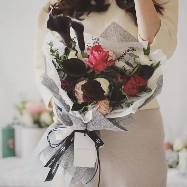 七夕节送花关于颜色的寓意,送花朵数讲究