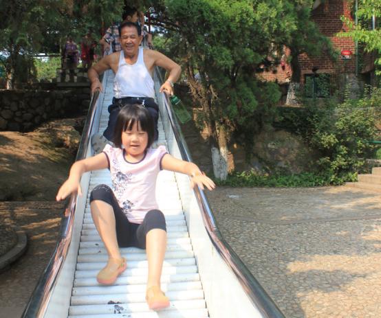 北戴河怪楼奇园来历,怪楼奇园旅游攻略