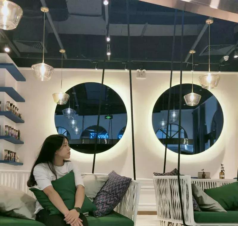 何必去法国？大沥永旺“深藏Blue”浪漫的店，给你梦幻下午茶！