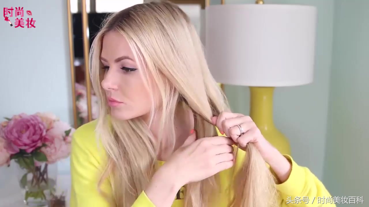 鱼尾扭扭夹盘发教程中短发,两边编发的低盘发简单好看教程