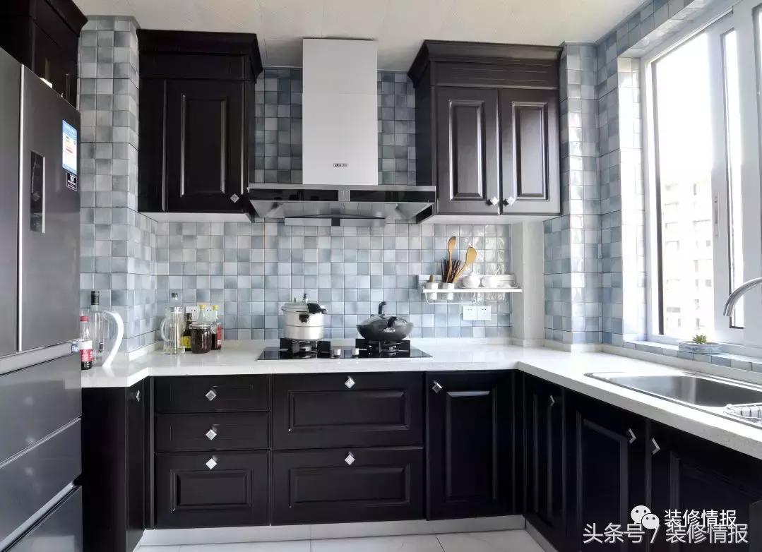 阳台和客厅的空间层次感,客厅空间不够用