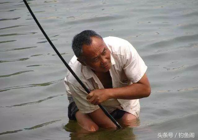 鱼竿老是断第一节什么原因,鱼竿容易断一二节的原因