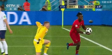 贝克汉姆十大变态进球圆月弯刀,球星的五个招牌进攻动作