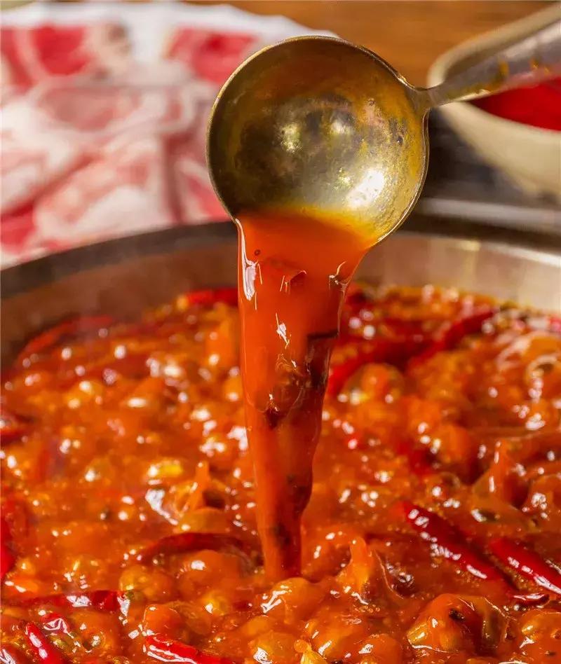 牛蛙火锅和毛肚火锅哪个受欢迎,魔都火锅店