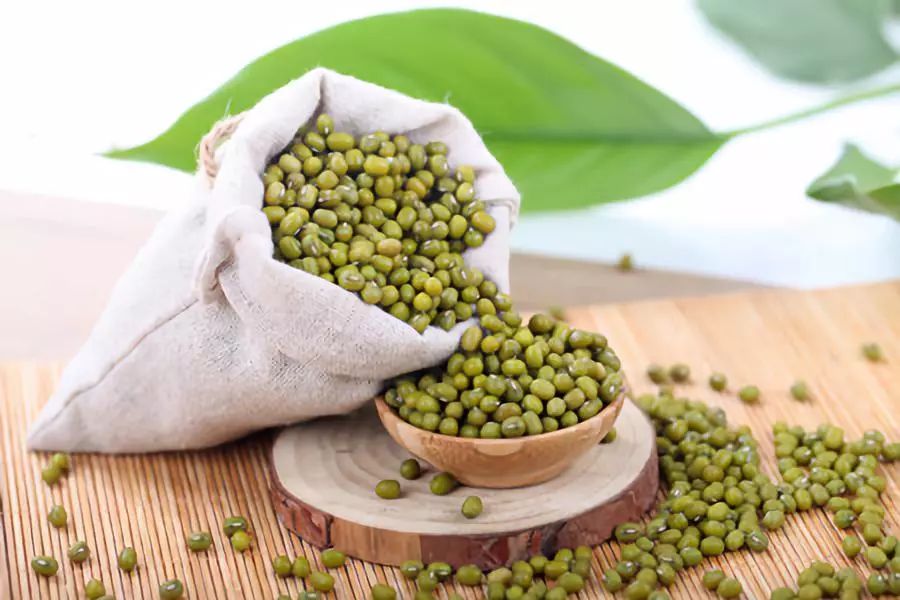 血压微高吃什么药好,血压稍高了点怎么吃降压中药安全