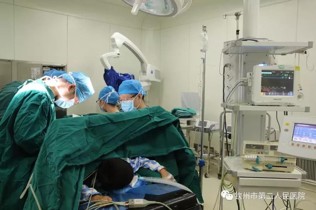 钦州二医关爱门诊,医疗健康扶贫新模式