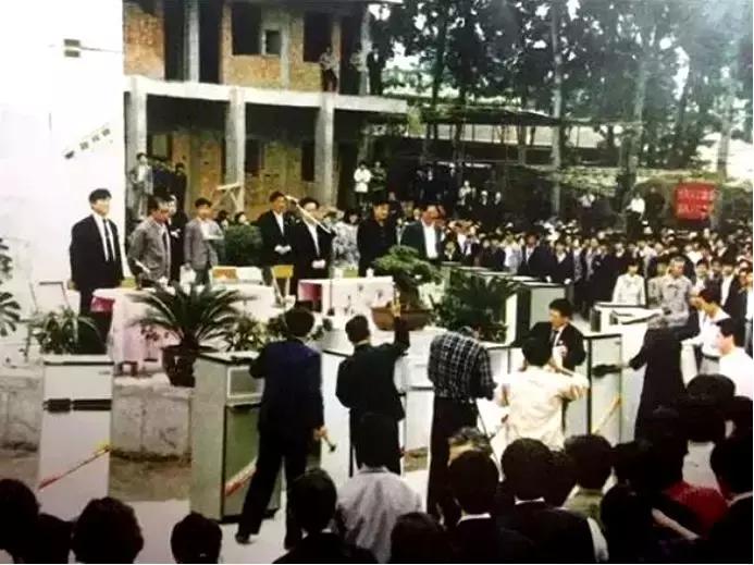 冰箱新飞双开门,新飞冰箱被康佳收购了吗