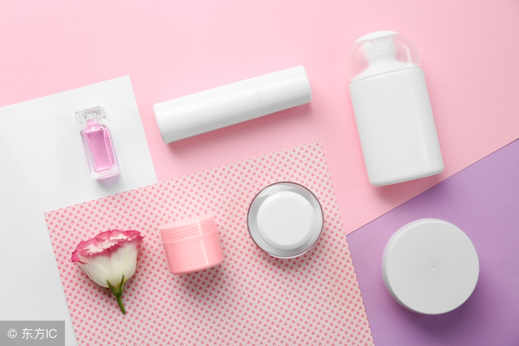 鼻子上长痘痘是什么预兆,鼻子上长痘痘的原因是什么引起的