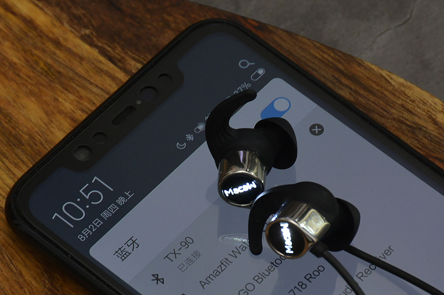 高品质运动耳机畅享动感音乐,运动耳机听歌测评