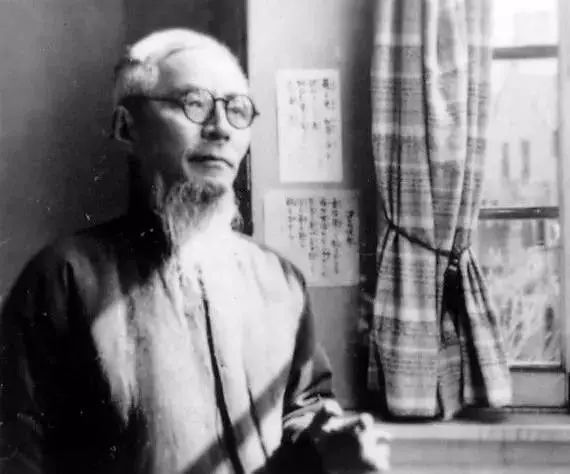 丰子恺护生画集最后一幅画是什么,丰子恺护生画集的护身是什么意思