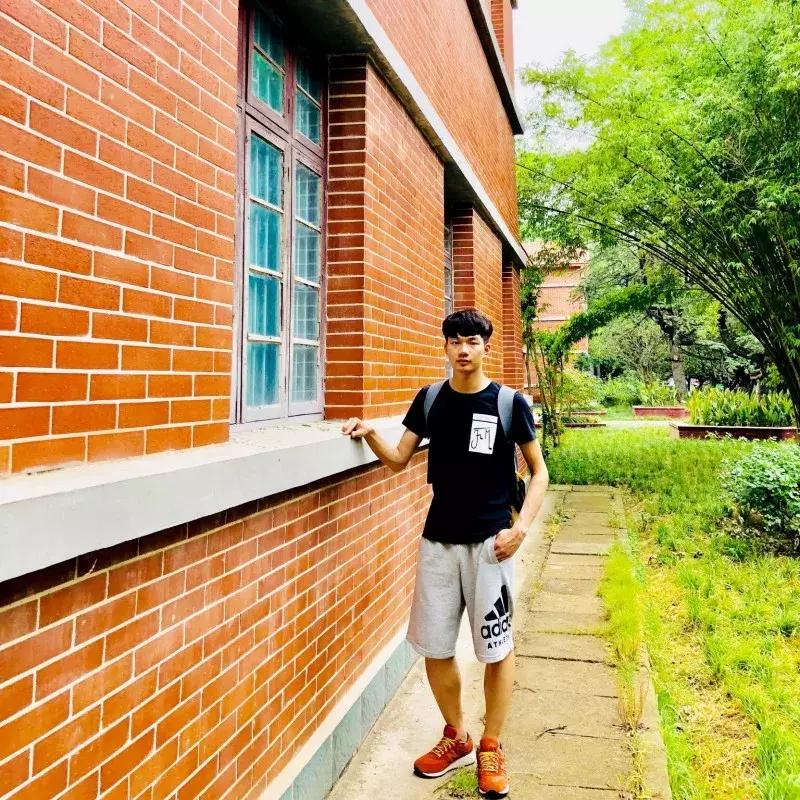 你终将荣耀满归，成为自己的英雄