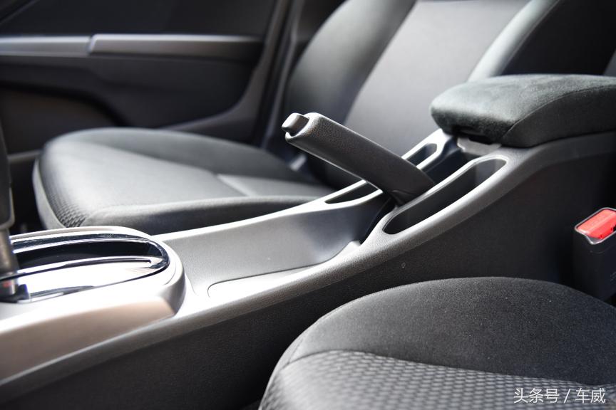 本田新款锋范内饰,新一代本田锋范试驾视频