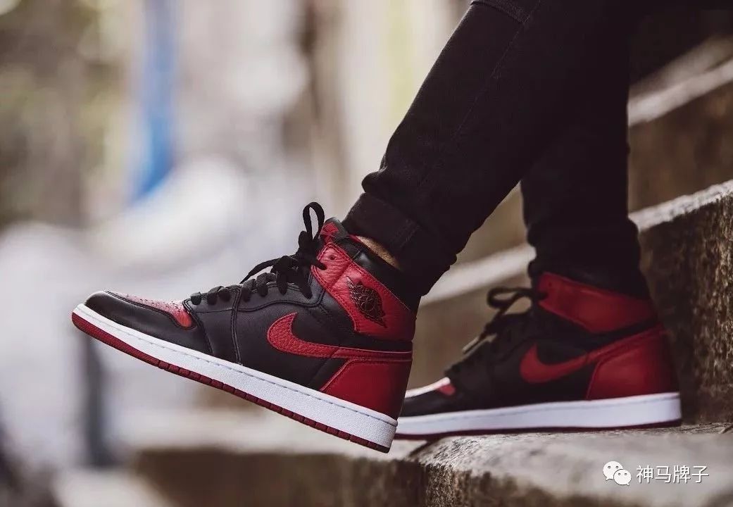 adidas比较火的鞋,性价比最高的adidas休闲鞋