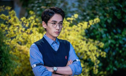 朱一龙十年磨一剑终于闪亮娱乐圈,朱一龙愿尽绵薄之力守护心上人