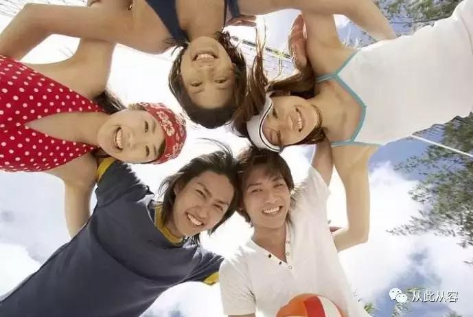 社交文案如何发朋友圈,朋友圈怎么发让人下单的文案