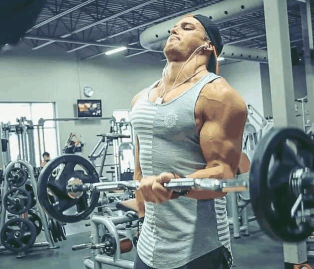 健身增肌吃蛋*粉白**长出来的都是“鸡肋”肌肉吗?