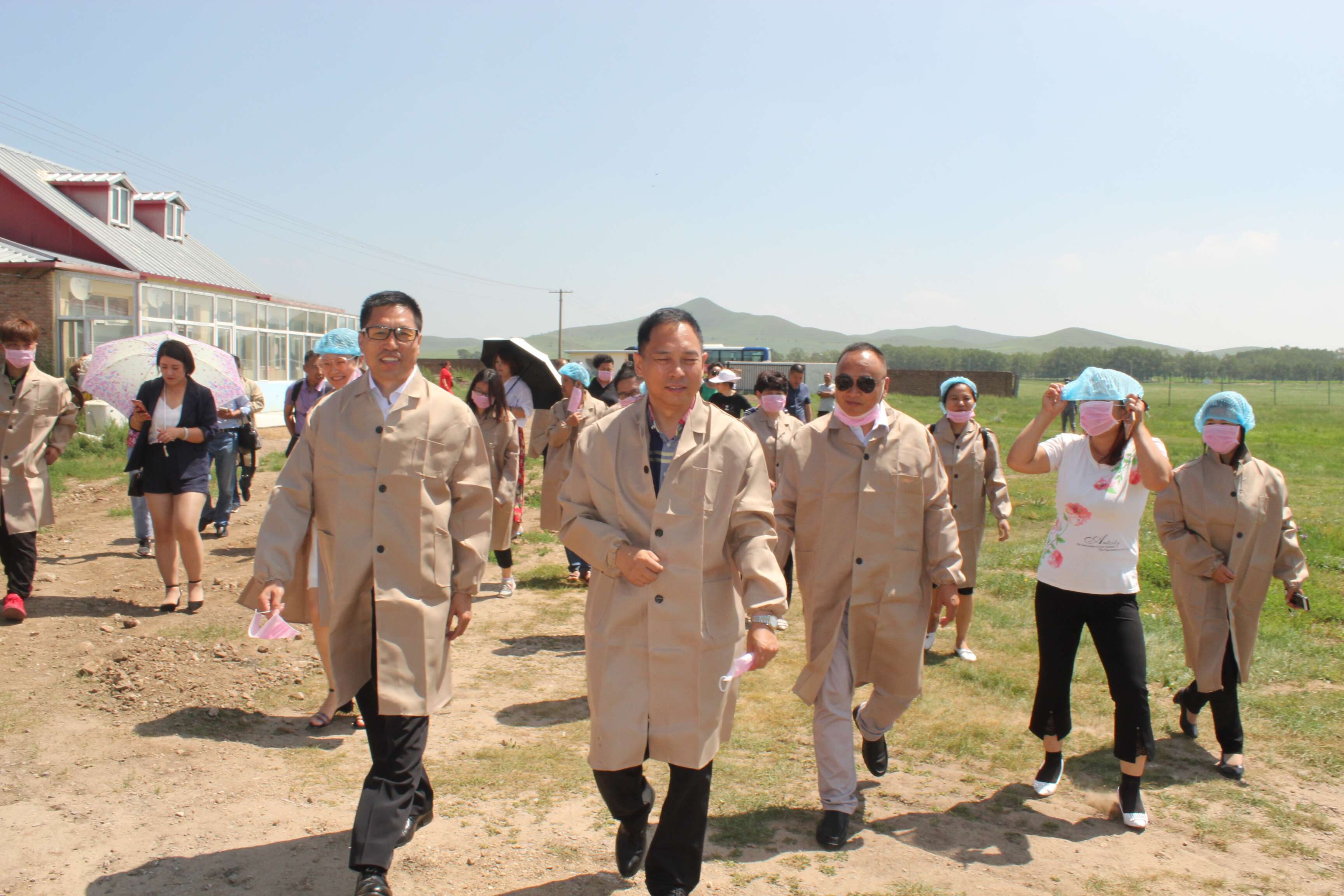 合力推进产业扶贫决胜脱贫攻坚,盛源扶贫基地