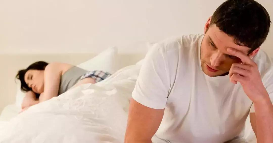 一个女人变心的三种迹象,男人开始变心身体反应